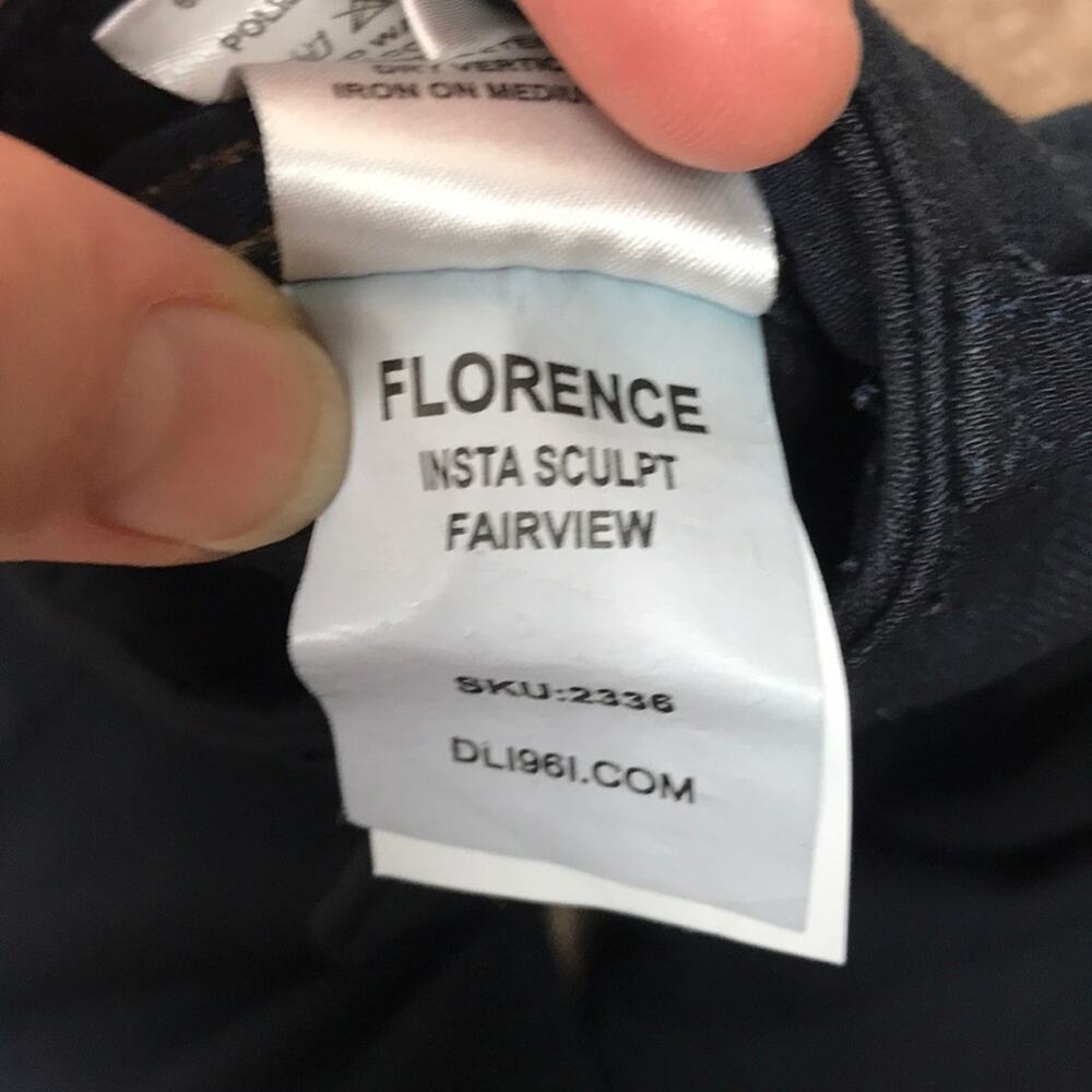 DL1961 Florence Instasculpt Blue Skinny Pant. - Picture 10 of 11